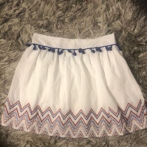 ‎Womens Super Cute Skirt Embroidered Large